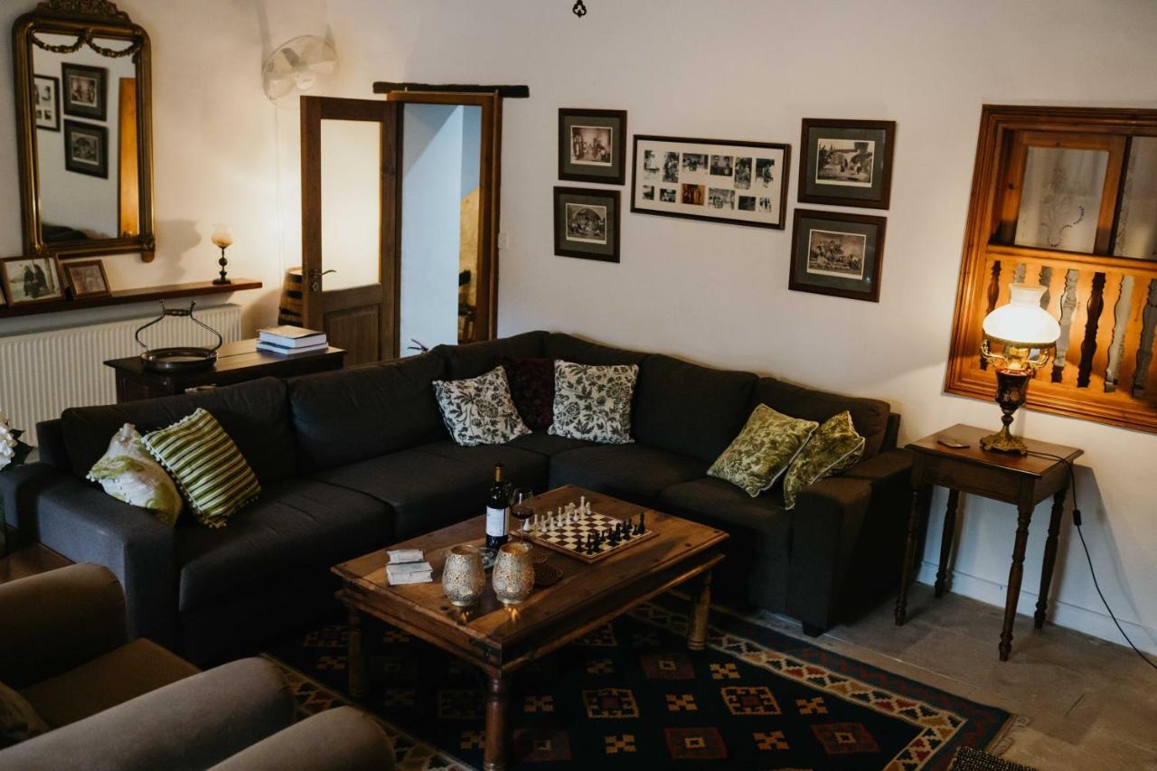 Apanemia Inn House Lofou Luaran gambar