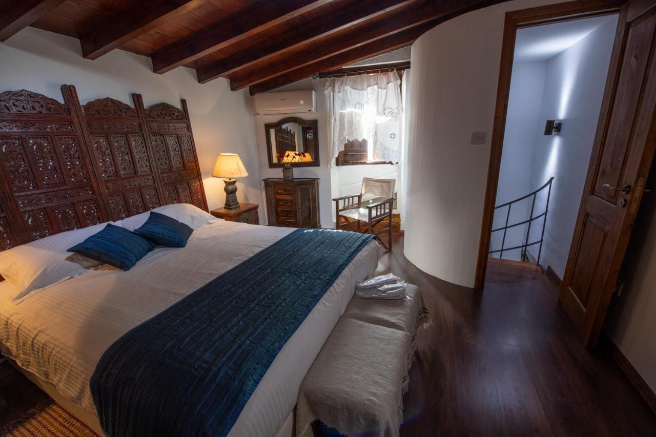 Apanemia Inn House Lofou Luaran gambar