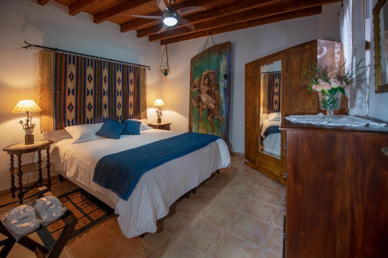 Apanemia Inn House Lofou Luaran gambar