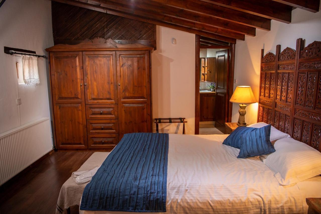 Apanemia Inn House Lofou Luaran gambar